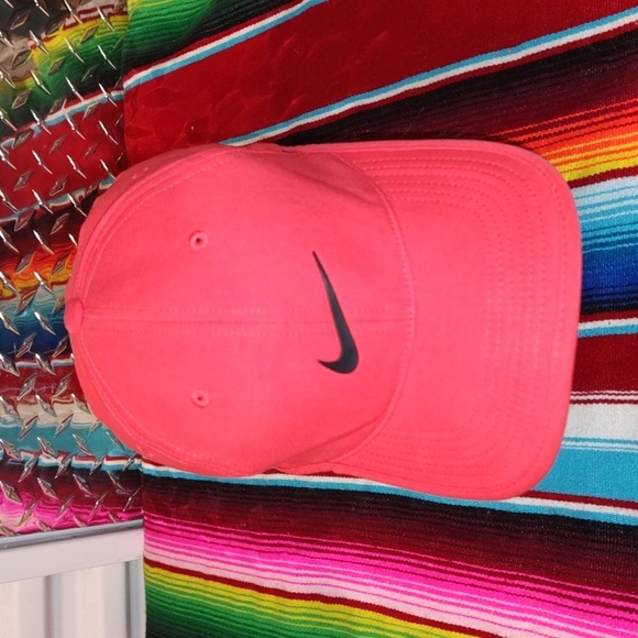 Nike RZN VAPOR Flexfit Strap-on Coral Black Cap Hat Running OSFM - Picture 2 of 12